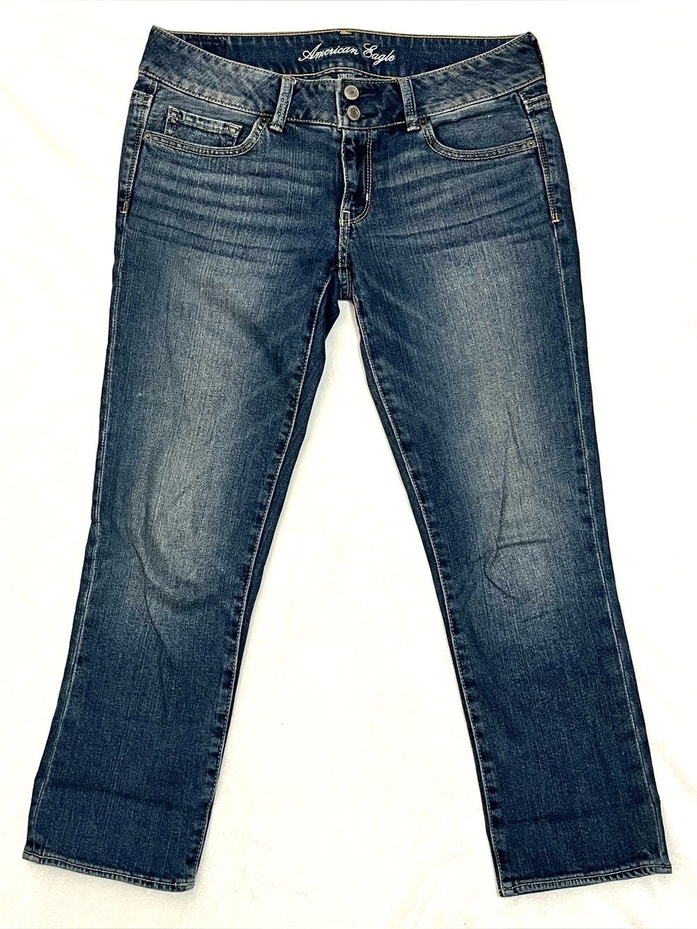 American Eagle Outfitters Artist Women’s Medium Wash Straight Leg Cropped Jeans